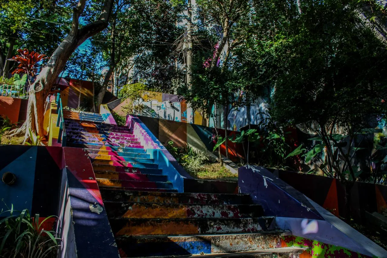  Escadaria das Bailarinas - São Paulo - Brasil